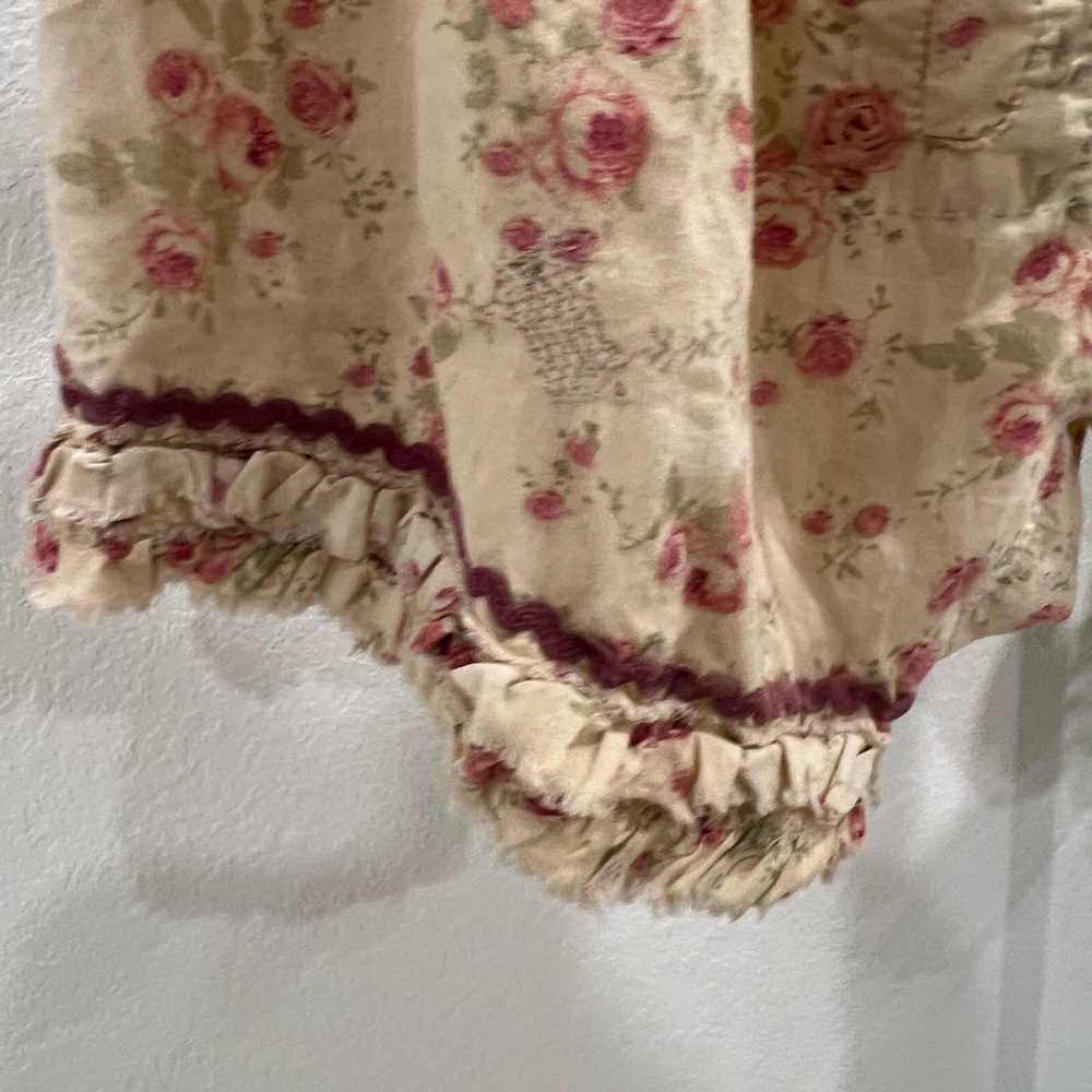 Magnolia Pearl Pink Floral Drawstring Shorts (item B16.3) - Picture 4 of 6